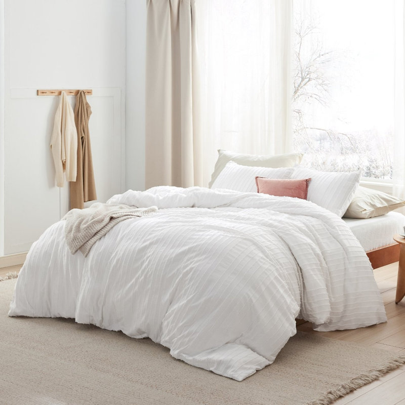 Essential Bedsure Shabby Chic Striped Tufted Duvet Cover, Twin Duvet Cover + 1 Standard Pillowcase, Bright White