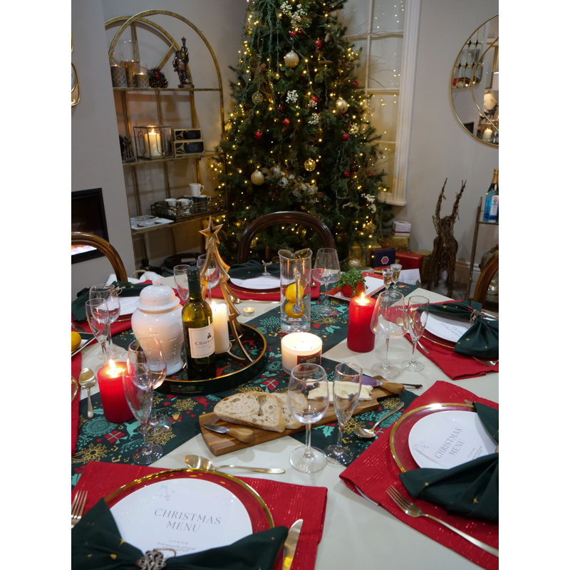 A Christmas Wish Table Runner