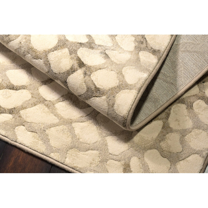Tapis ivoire à imprimé animal, Rectangle 7 pi 10 po x 10 pi 10 po