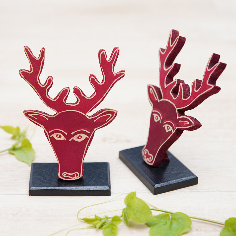 Décoration de maison en bois de cerf fait à la main The Holiday Aisle® (paire)