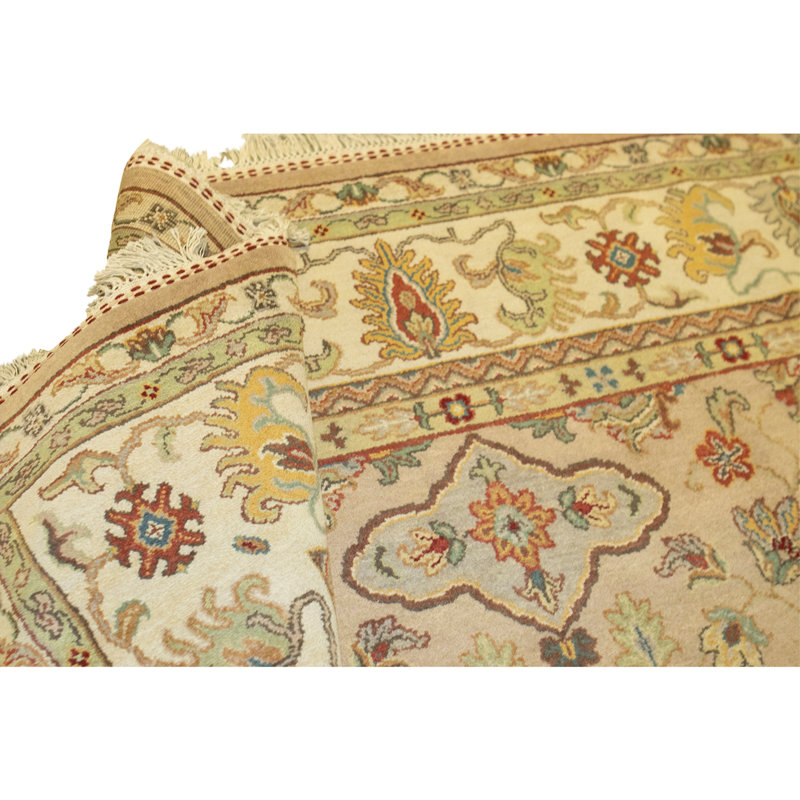Tapis beige et ivoire noué à la main de haute qualité