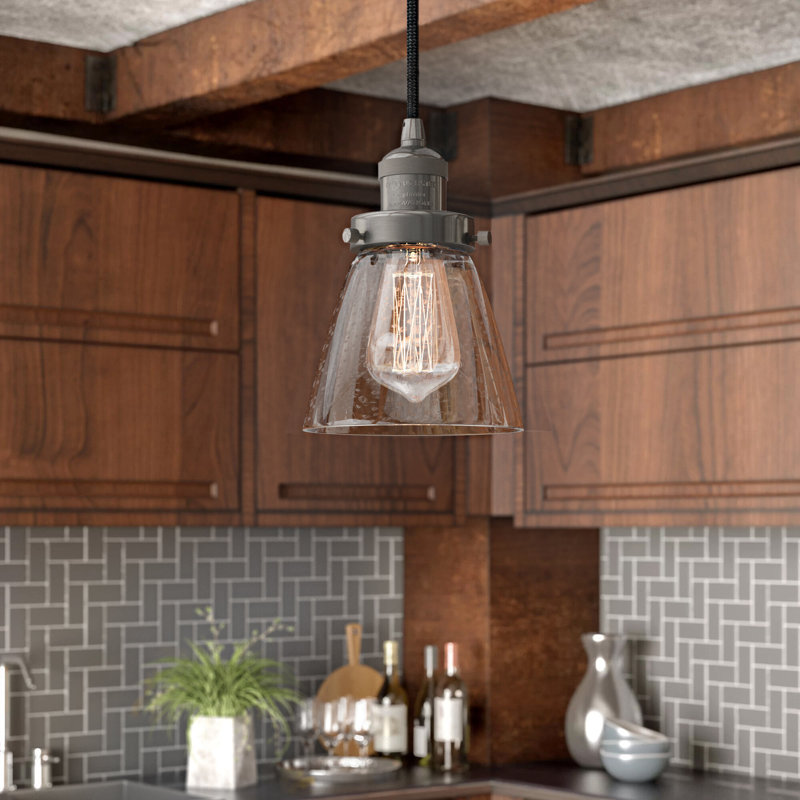 Luminaire suspendu conique à 1 lumière Seaham, Nickel satiné brossé
