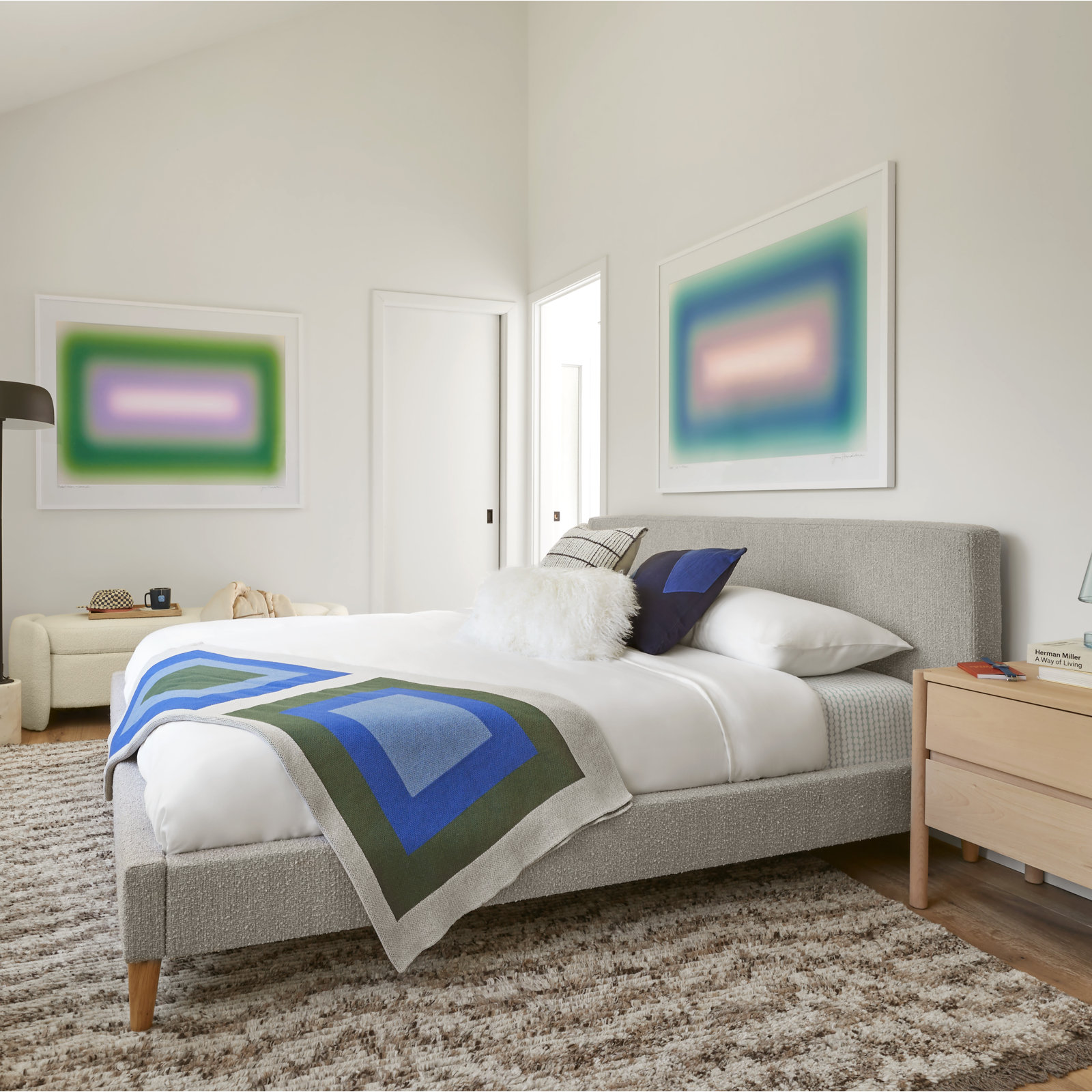 Modern Cotton Blend Knitted Throw Blanket, Blue