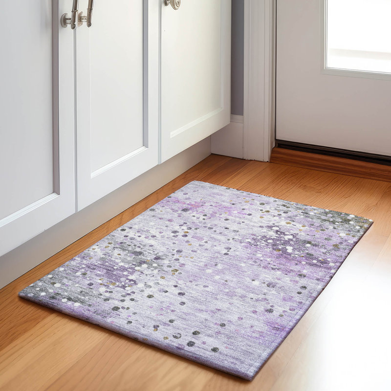 Tapis lavande lavable à la machine intérieur / extérieur Xhevrie, Rectangle 1 pi 8 po x 2 pi 6 po