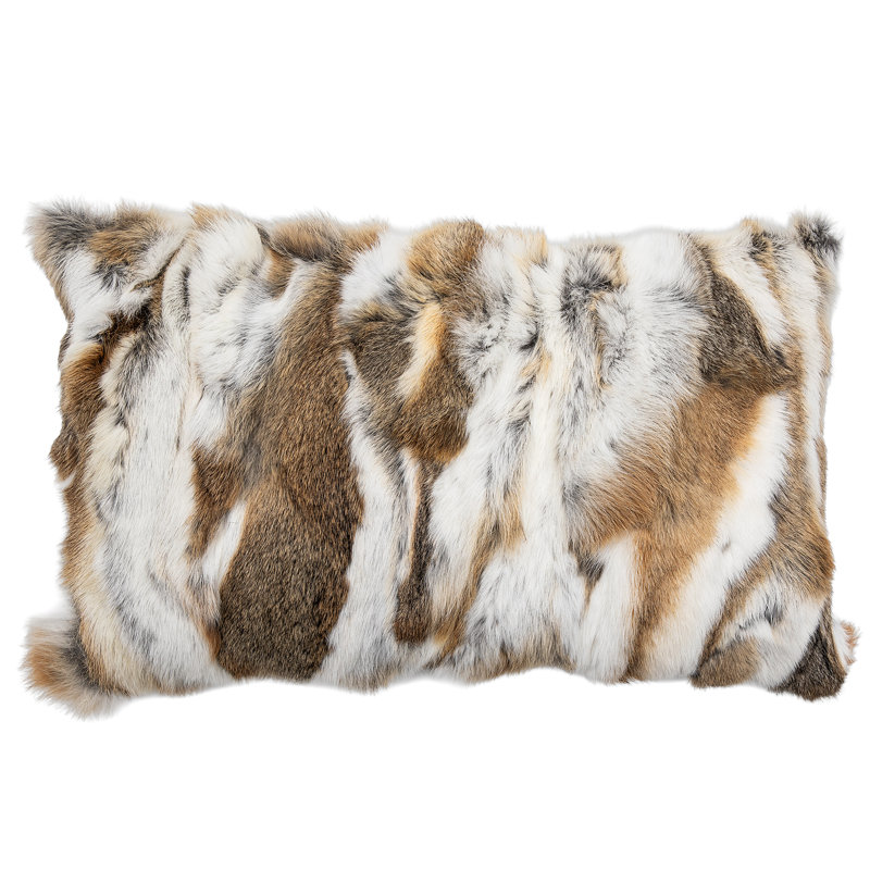 Coussin en fourrure de lapin Mira, Beige, H 12 po x l 20 po