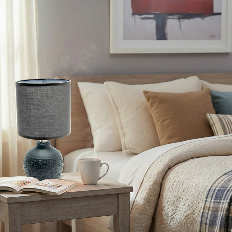 Lampe de table en céramique avec abat-jour floral embossé gris froid, Gris, Gris