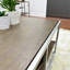 Ensemble de 3 tables basses et 2 tables de bout en bois