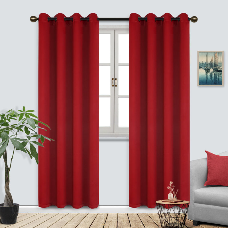 Paire de rideaux obscurcissant avec œillets Millendon, Sangria, L 46 po x L 84 po