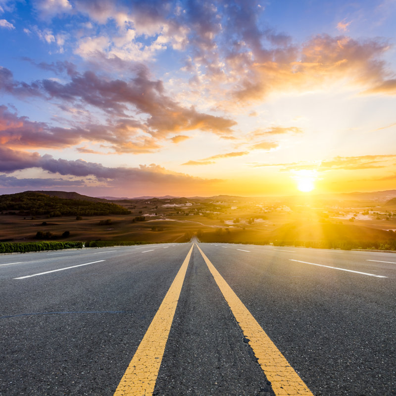 «Country Highway To Sunset» par Chinaface, H 30 po x l 30 po