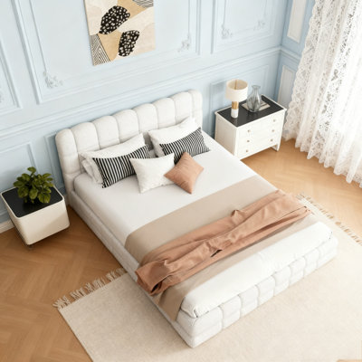 Grand lit plateforme tapissier Berber