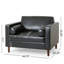  Fauteuil en similicuir avec siège capitonné, traversins ronds et pieds en bois pour le salon, noir