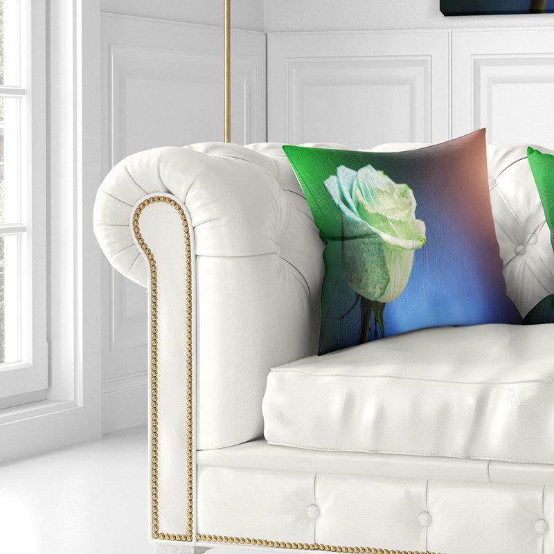 Magnifique rose peinte en blanc - coussin à imprimé floral, 16 po x 1 po, Coussin décoratif