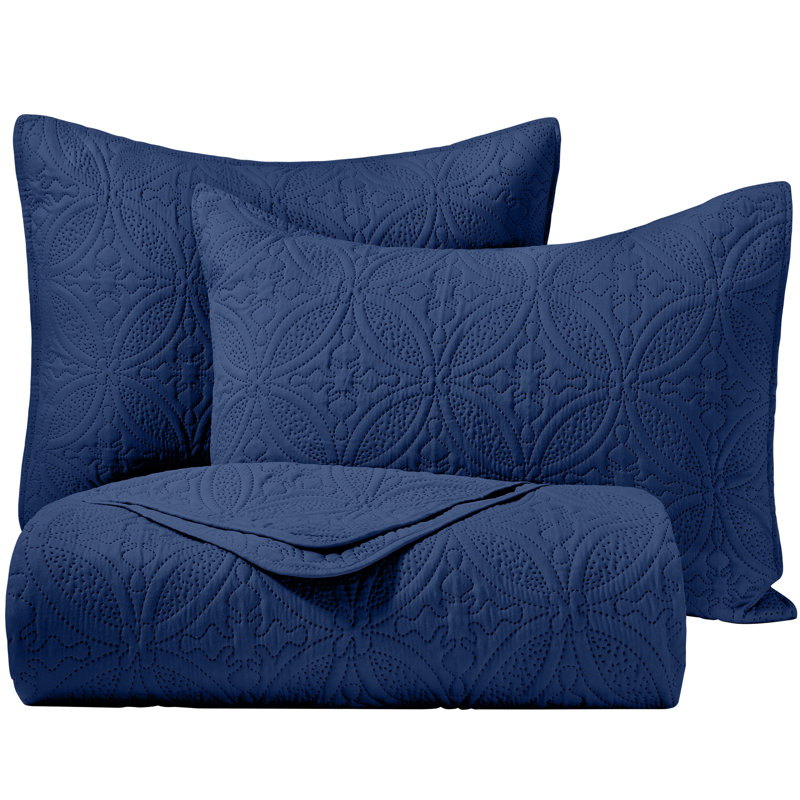 Modern & Contemporary Polyester Machine Tufted Geometric Shapes Quilt, King Quilt +2 Standard Shams, Blue Geometric Shapes
