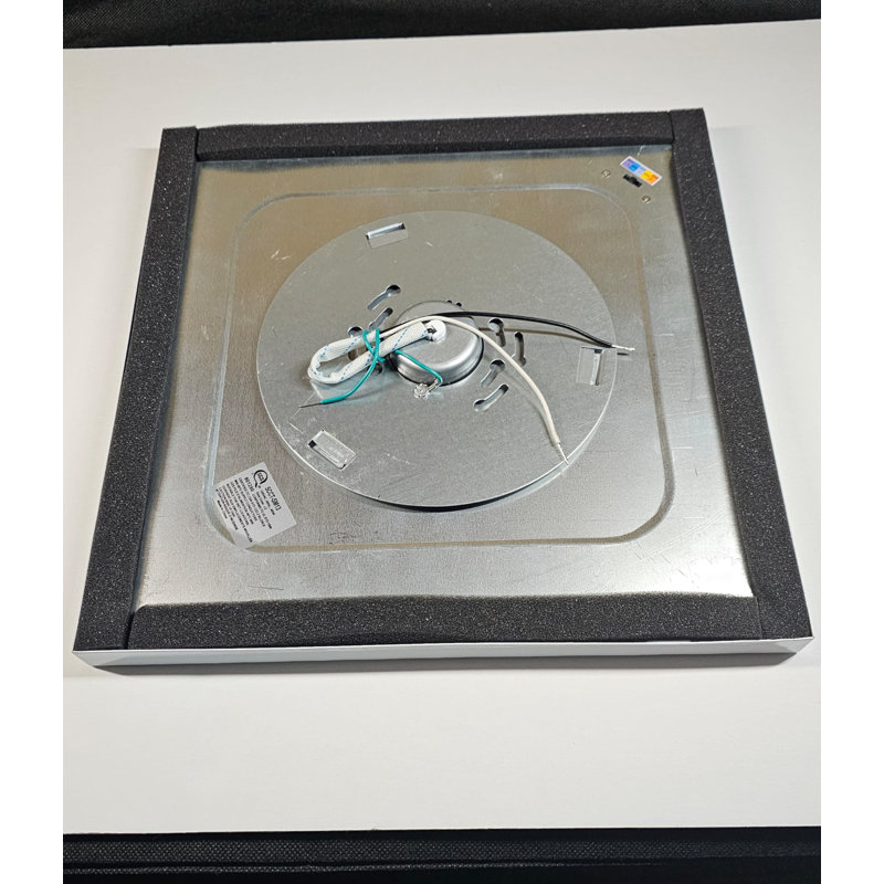 Lumière carrée 120v 5cct, Nickel brossé, H 13 po x l 13 po x P 1,5 po