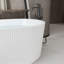 Baignoire autoportante 67 po, conception ovale, acrylique blanc brillant, bonde centrale, baignoire confortable et élégante pour la détente dans la salle de bain, blanc, - robinet spacieux
