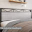 Très grande base de lit avec tête et pied de lit en bois, support en métal, gris clair