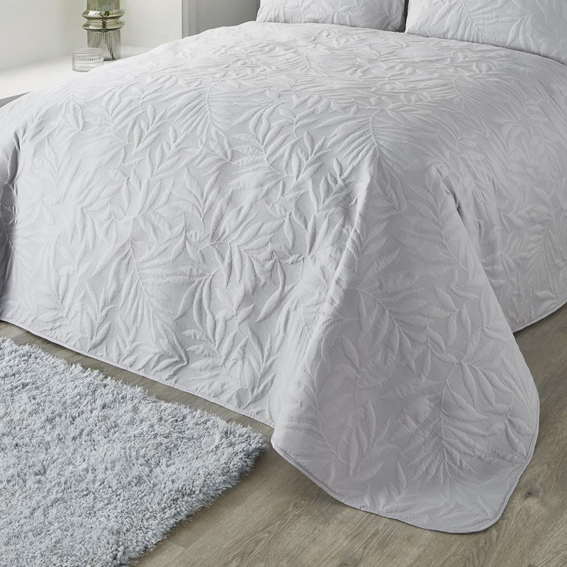 Zaragoza Polyester Floral Bedspread, Silver