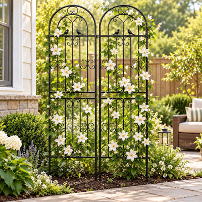 Ensemble de 2 treillis de jardin 86,7 po en métal noir avec motif d'oiseaux pour plantes grimpantes