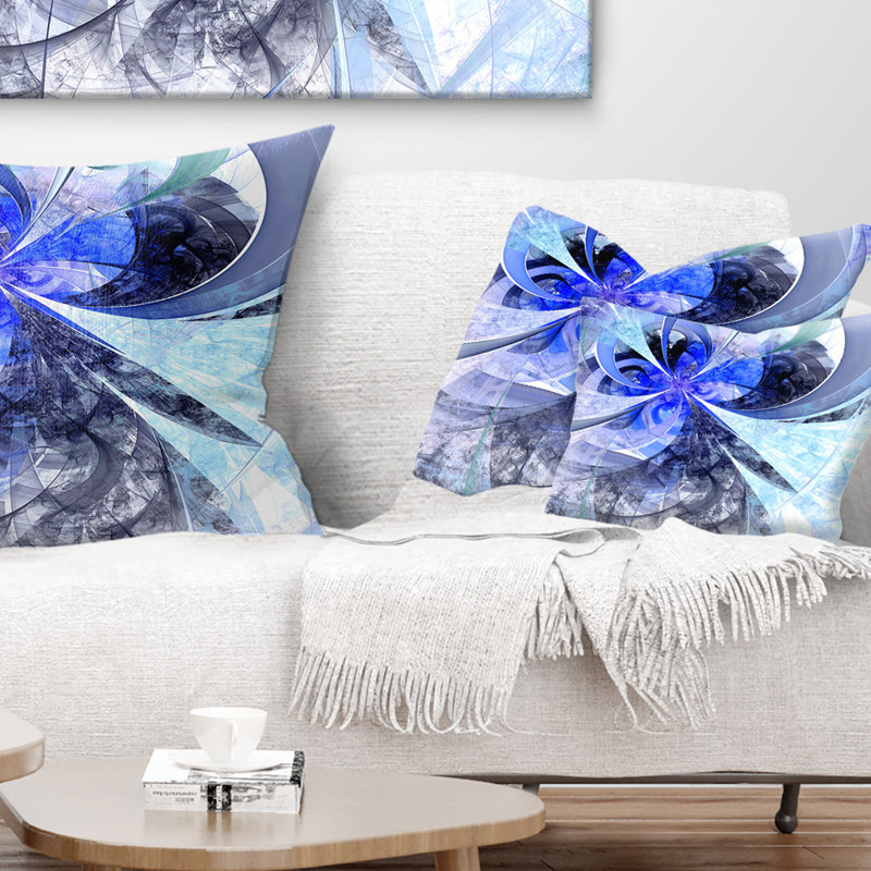 Coussin décoratif à motif floral bleu et blanc avec motif floral