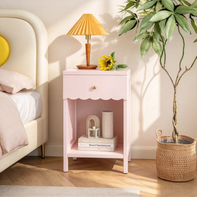 Table de chevet festonnée avec tiroir et tablette inférieure ouverte, table de chevet moderne avec poignée ronde en métal, table de rangement latérale pour chambre à coucher, chambre d'amis