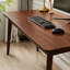 Bureau à domicile avec panneau de modestie et classeur à roulettes verrouillables, 2 tiroirs, tablette de casier, poignées de bar en métal, cacao rouge