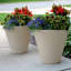 Ensemble de 2 pots à fleurs ronds en polyrésine blanc antique Chandra 15,5 po x 15,5 po x 14,75 po-31481347