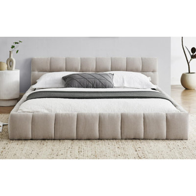 Chenille Fabric Upholstered Bed Grounded Queen Size Platform Bed with Headboard and Solid Frame