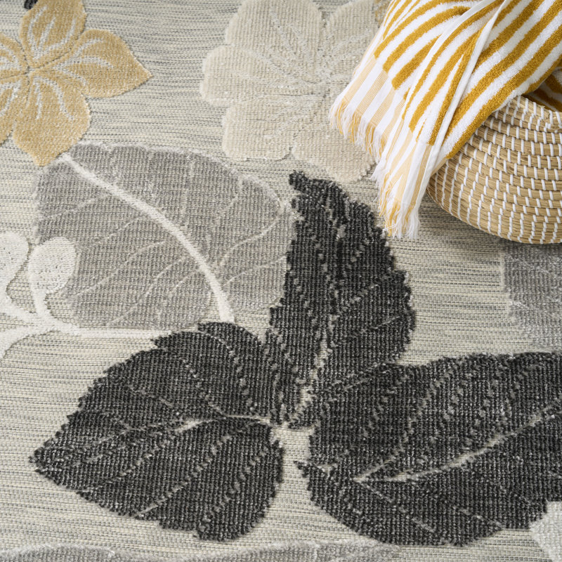 Juno 7'10" x 9'10" Grey Tropical Rug, Rectangle 7'10" x 9'10", Gray