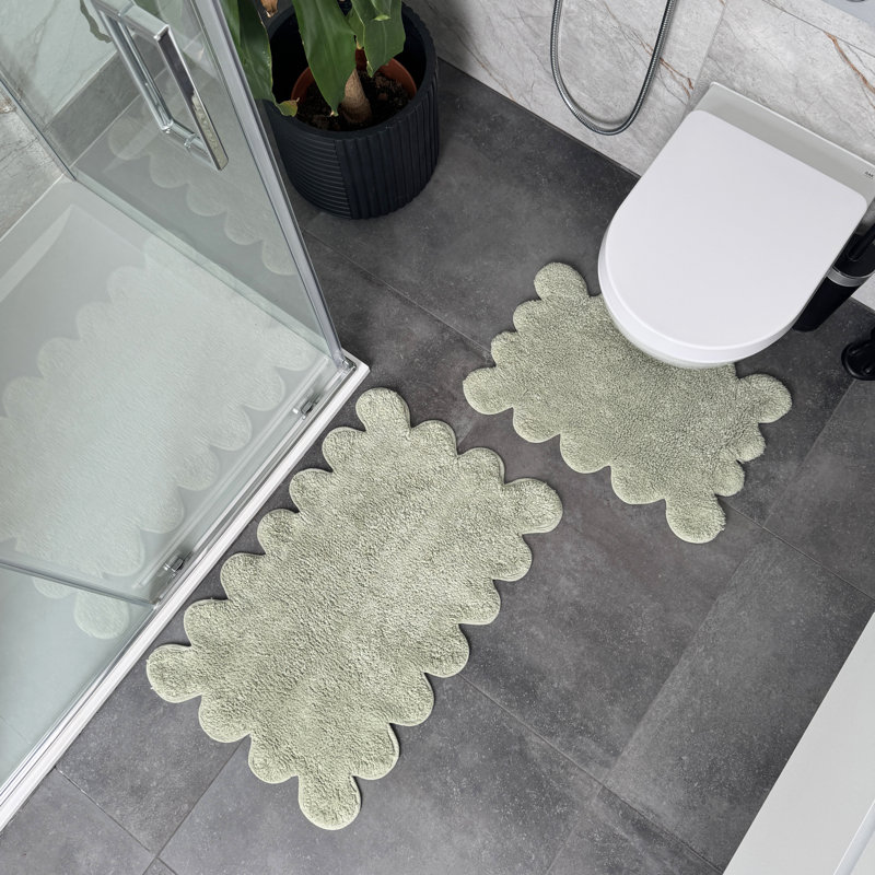 Two Piece Scalloped Bath Mat Set, Green