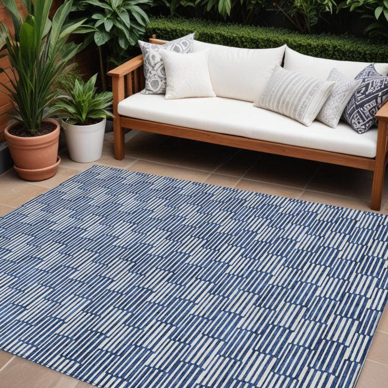 Tapis extérieur lavable géométrique bleu marine 10 pi x 14 pi