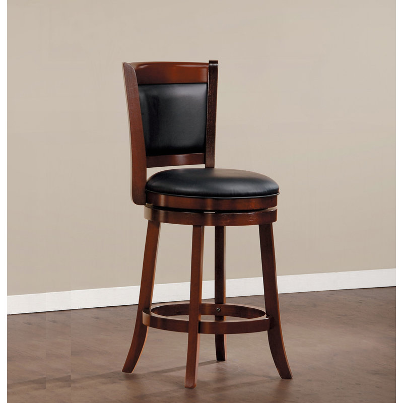 Chaise pivotante à hauteur de comptoir