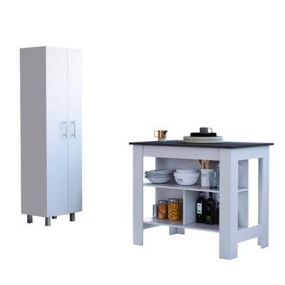Blanc et cuisine: îlot avec trois tablettes basses pour les articles essentiels