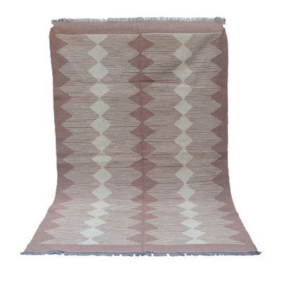 Cameil Geometric Hand Woven 125cm X 205cm Area Rug