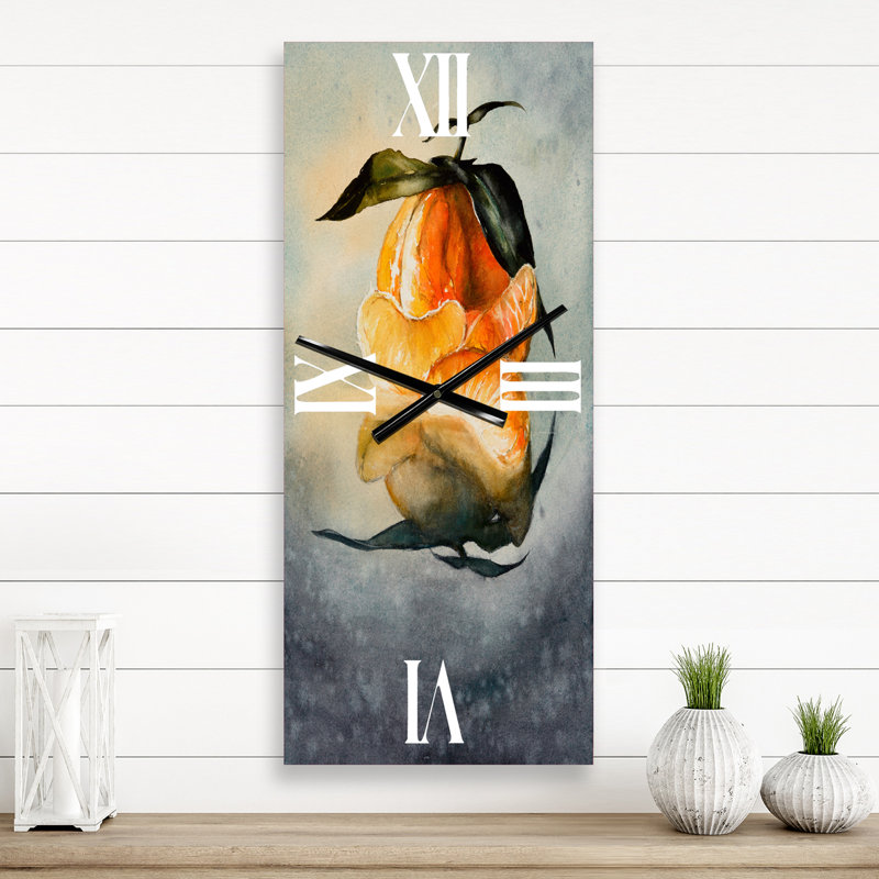 Horloge murale traditionnelle avec mandarine orange fraîche avec feuilles vertes, Petit