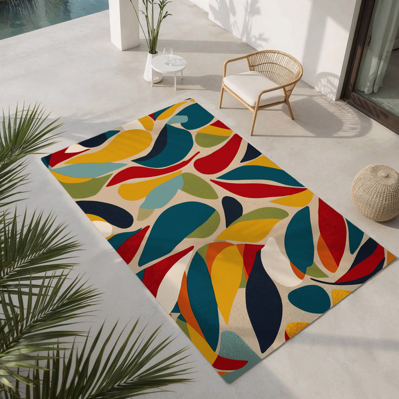 Quirky Spin Indoor And Outdoor Area Rug, Rectangle 4' x 6'