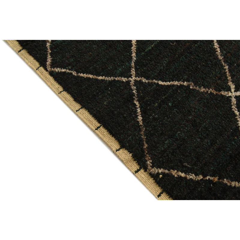 Tapis noir Nestor