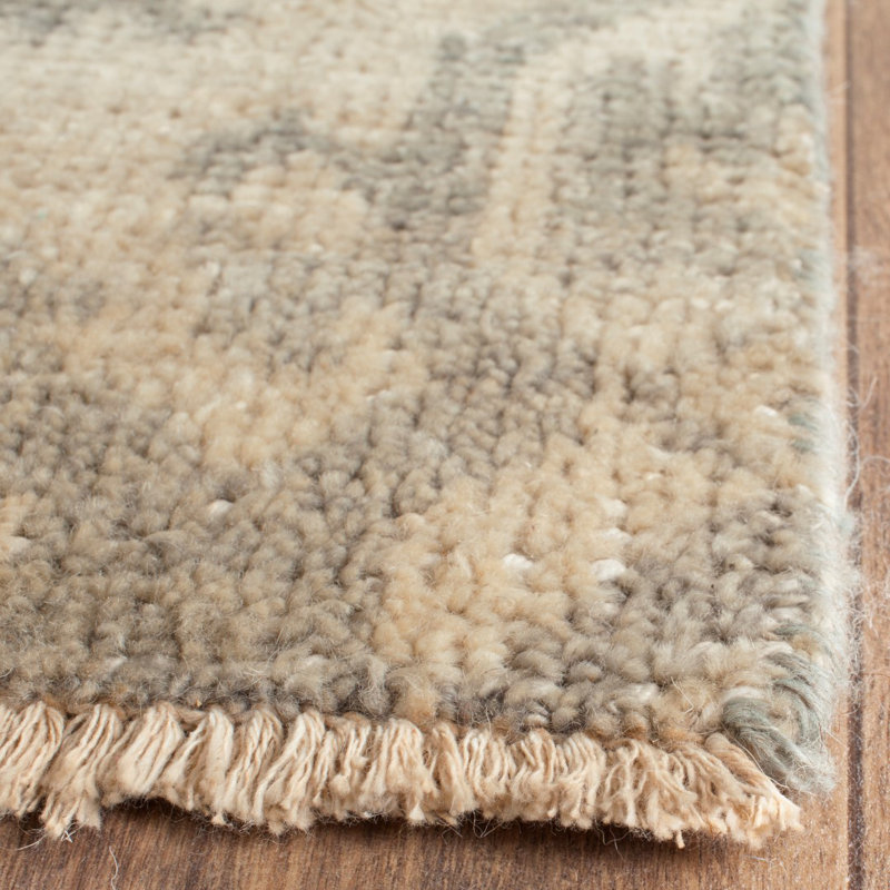 Sivas Hand-Knotted Ivory/Gray Area Rug, Rectangle 8' x 10'