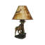 Lampe de table Dehon rustique en résine coulée à froid avec abat-jour brun de 12 pouces Dehon - 20 pouces de hauteur, jusqu'à 40 watts Dehon