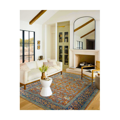 Soft Traditional Geometric Themed Decorative Washable Rug