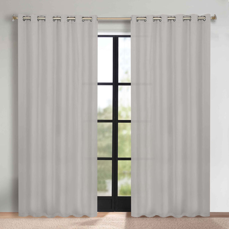 Paire de rideaux obscurcissant avec œillets Millendon, Guimauve, L 70 po x L 108 po