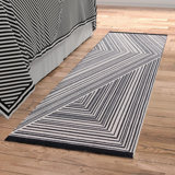 Bralin Geometric Machine Made Polyester Area Rug in Black/White