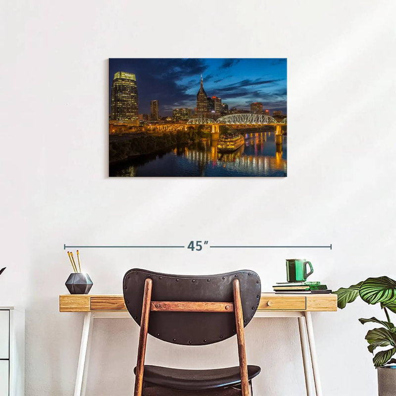 Rorry Nashville Night, 20" H x 30" W
