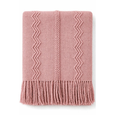 Jeté douillet en tricot rose avec frange Dusty