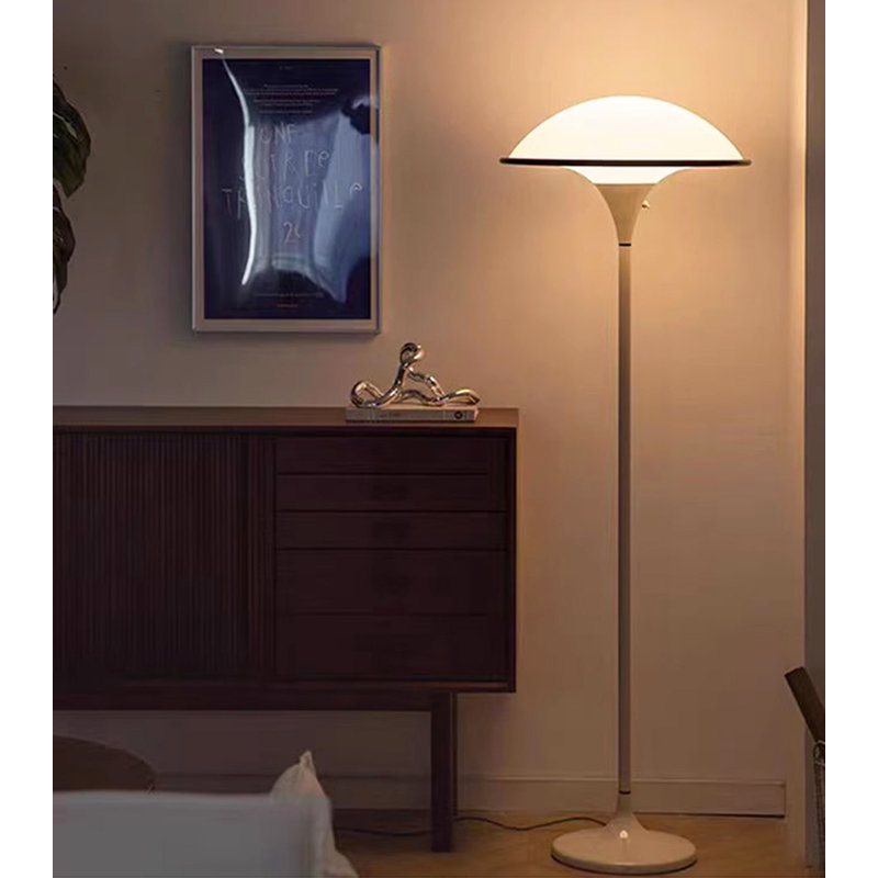 Lampe sur pied Minimalist