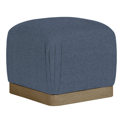 Nola Ottoman
