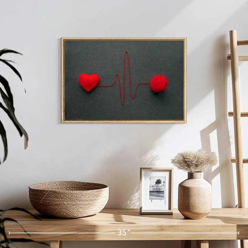 Ligne de cœur rouge en laine, 19 po x 13 po, Cadre flottant en bois naturel