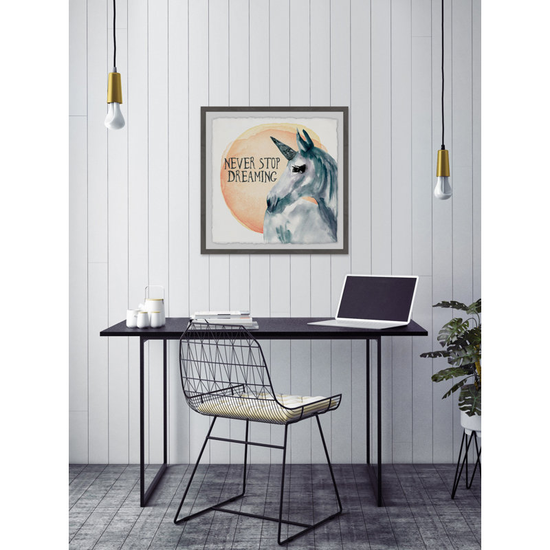 «Never Stop Dreaming», reproduction encadrée, H 32 po x l 32 po x P 1,5 po, Encadré gris
