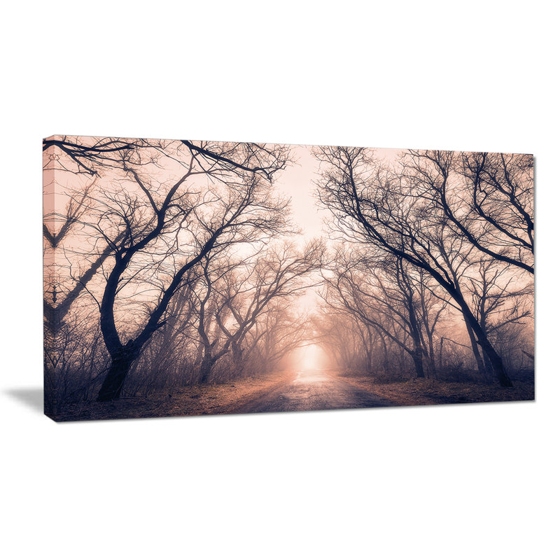 «Road Through Mystical Dark Forest», reproduction de photo sur toile tendue, H 28 po x l 60 po x P 1,5 po