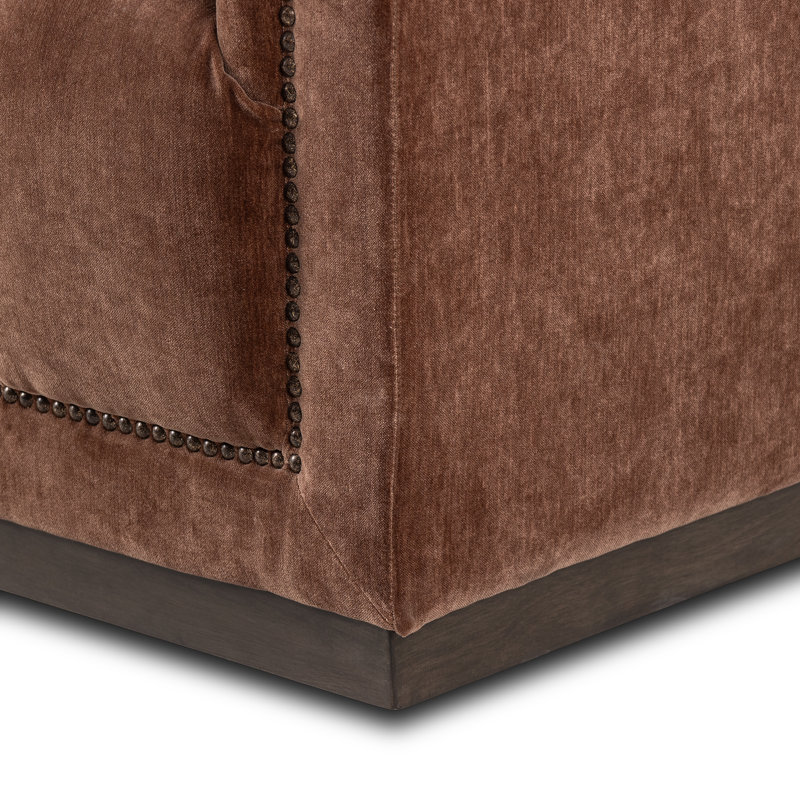 Maxx Sofa, Amici Tobacco