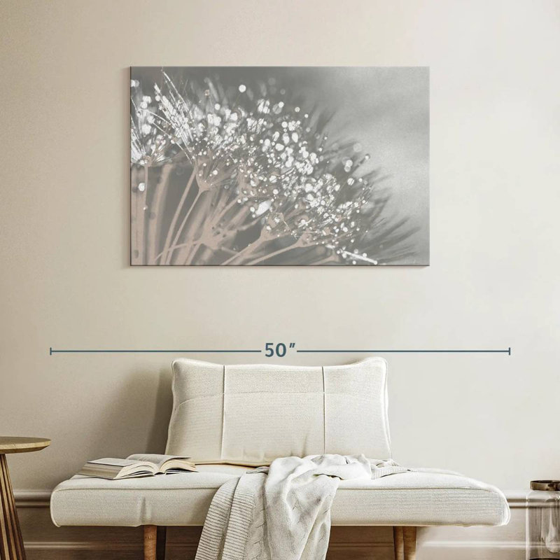 Harnek Dandelion II, 26" H x 39" W